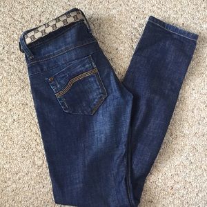 Gucci Jeans w/ belt